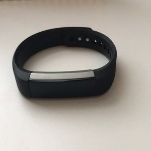 black fitbit alta